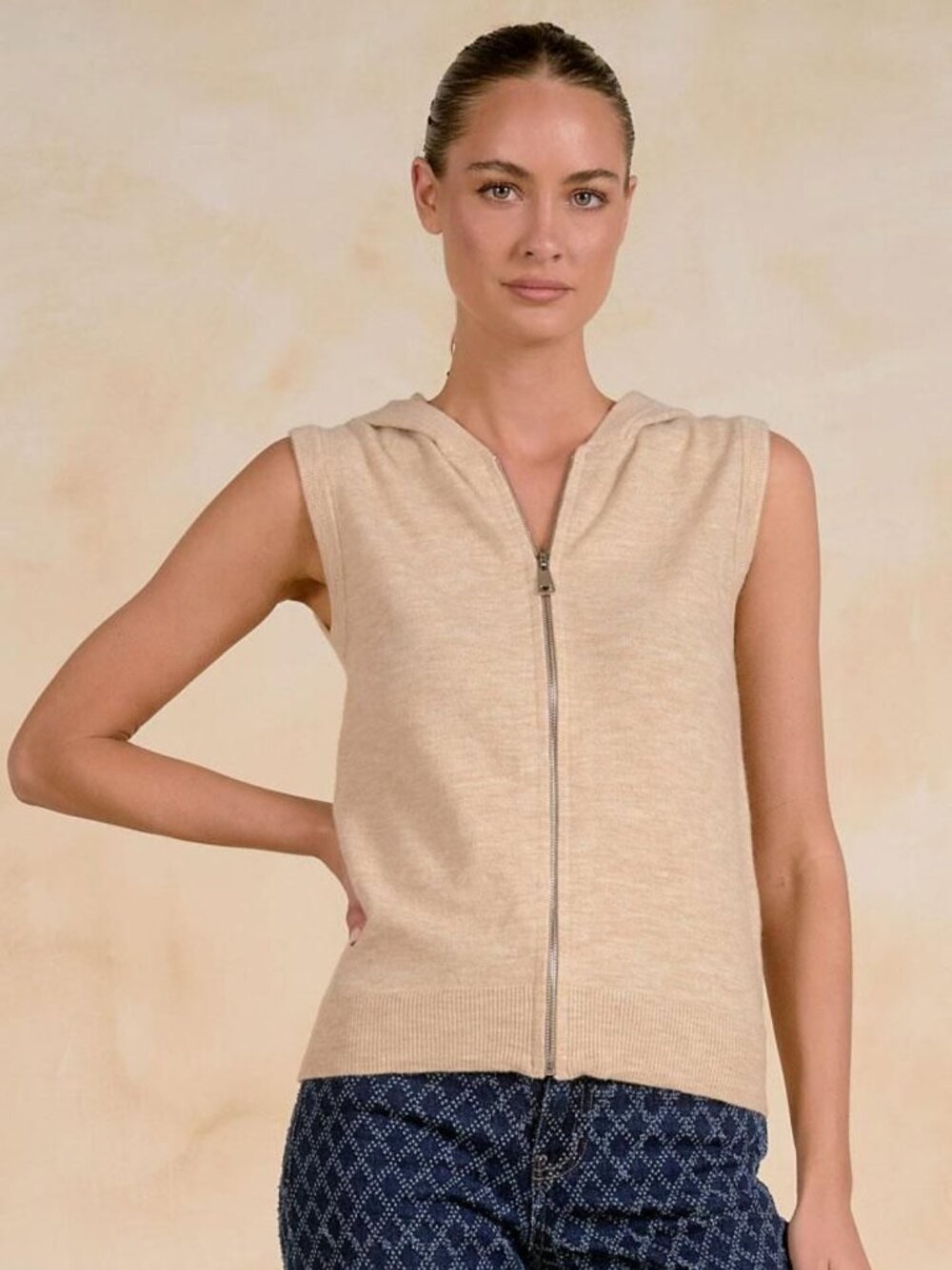 NWT Elan Irene Sleeveless Zip Up Knit Sweater Vest Hoodie in Oatmeal / M